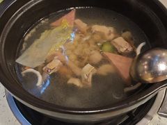 -烹然四季椰子鸡火锅(团结湖总店)