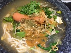 -小蛮椒麻辣烫·麻辣拌(青浦宝龙店)