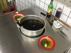 -咏勝锑锅麻辣烫(净居寺路总店)
