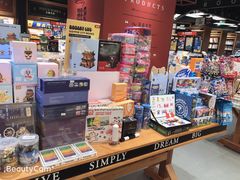 -西西弗书店&矢量咖啡(凯德晶萃广场店)