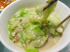 -费大厨辣椒炒肉(高铁吾悦广场店)