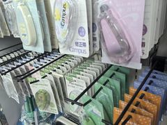 -新华书店(虹悦城店)