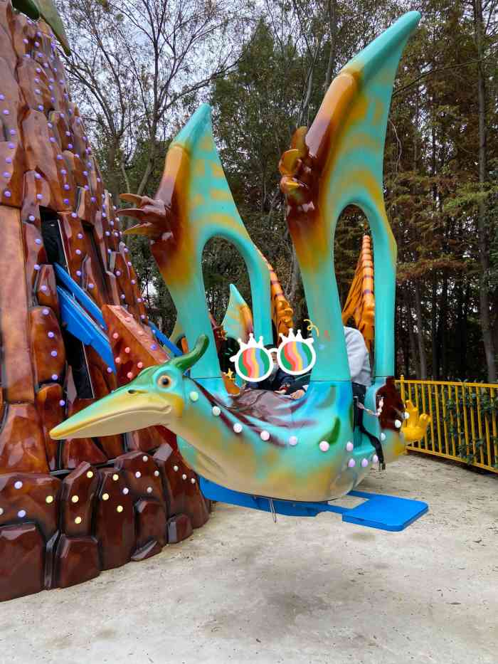 顾村公园·自然谷恐龙乐园-"恐龙园,适合学龄前儿童玩一下吧,大过年的