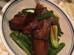 红菜苔炒腊肉-俏九州·小炒黄牛肉(华润万象汇店)