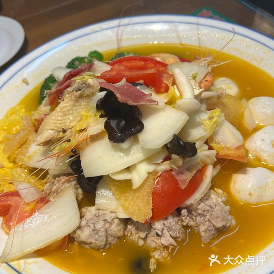 坐酒老绍兴菜馆(弄堂里店)