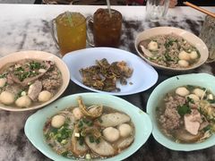 -榮泰米粉湯(Left Shop)