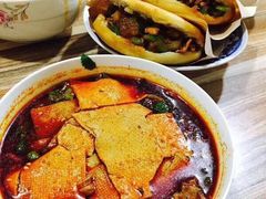-老字号杨坡红油米线腊汁肉夹馍(东四道巷店)