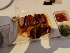 -港丽餐厅(高德置地店)