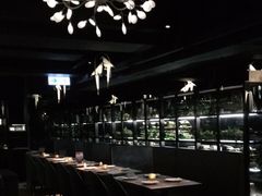-Oasis Bar & Grill
