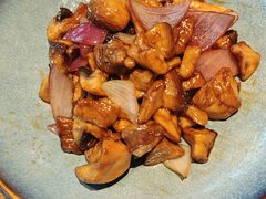 -云海肴·汽锅鸡·云南菜(天山百盛优客店)