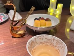 -海派悦庭·海胆烧麦·新融合菜(凯德广场店)