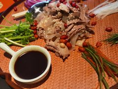 -羽鸽集·乳鸽专门店·地道顺德菜(岭南站店)