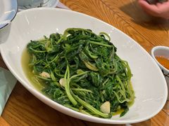 -黄泥岗·地道湖北菜(奥特莱斯店)