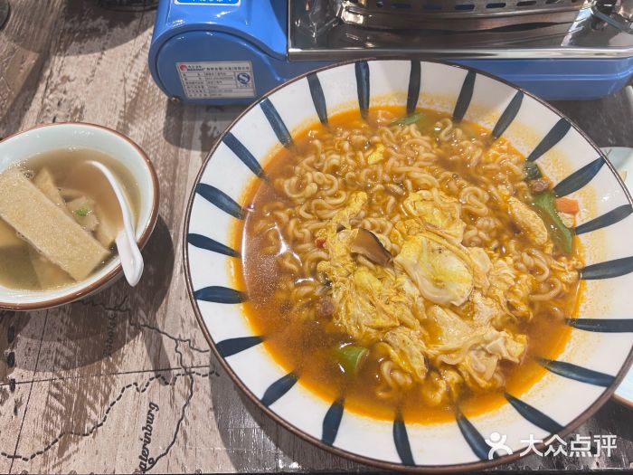 猫头鹰炸鸡图片