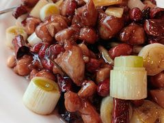 宫保鸡丁-川香楼酒家