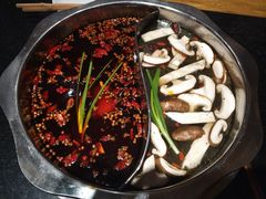 -纸盐河码头火锅(十八梯店)