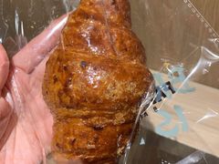 焦糖牛角包-PAPER STONE BAKERY(天环店)