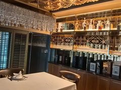 -Mogul Eatery·大亨餐酒馆