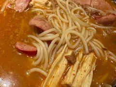 -肥汁米蘭香港米线(定西路店)