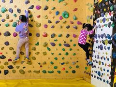 -问山MountQuest攀岩馆