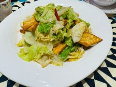 手撕包菜炒酥馕-清真·古丽花儿·新疆美食(河南路店)
