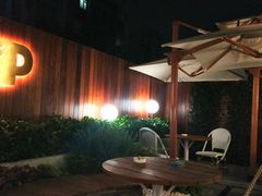 露天位-Peet's Coffee皮爷咖啡(大学路店)