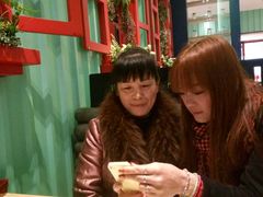 -卢家妈妈·西餐厨房(卜蜂中心店)