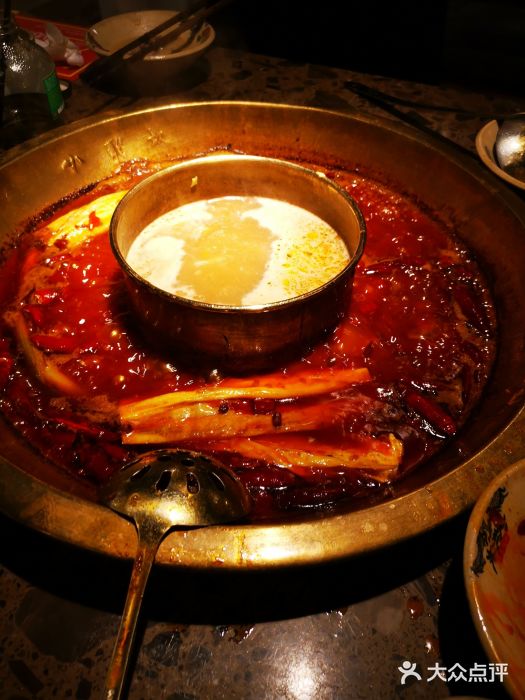 小龙坎老火锅图片