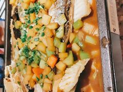 -里岛烤鱼(东港凯虹广场店)