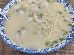 -鱼汤面