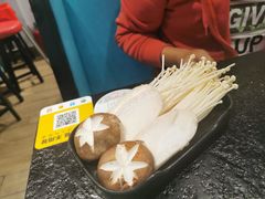 -烤路里·韩国品质自助烤肉(石路天虹4号店)