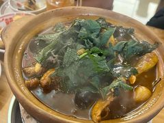 紫苏田螺鸭脚煲-夜椒瑶·广西大排档(八卦岭店)