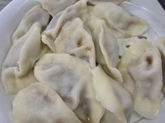-东北四季饺子王(华山路店)