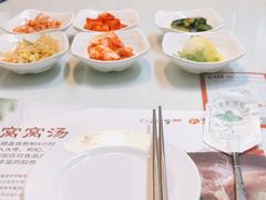 -益百岁牛尾汤(香山路店)
