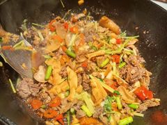 现炒黄牛肉-小隐人家(乐松店)