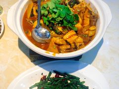 -魏铭鱼头捞饭(晋阳路店)