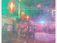 -旺角小渔村·海肠捞饭开创者(环山路店)