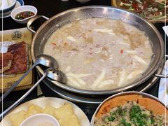 -老来福·非遗酸汤兔(凯旋路店)