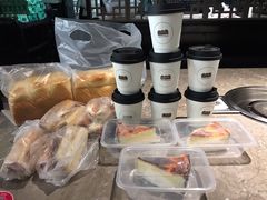 -Dough&Joe团憩(瑞虹天地月亮湾店)