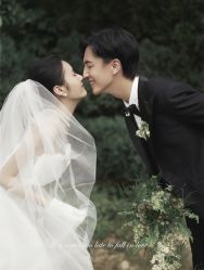 -易摄影婚纱摄影工作室