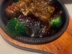 -八府香鸭·啫啫煲(华山路店)