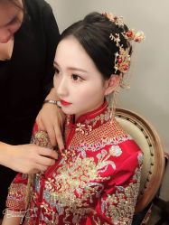 -艾米丽婚纱礼服