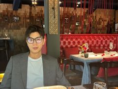 -弦月窗LUNETTE BY AMANDA(复兴路店)