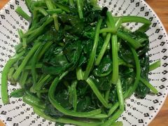 -塔哈尔·新疆盛宴(城西银泰店)