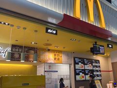 -麦当劳(深圳北站B2检票口楼上)