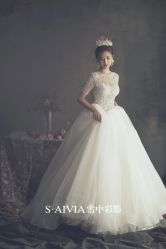 -雪中彩影婚纱摄影·微光艺术中心