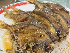 干烧鲳鱼-小实惠嘉(威海路店)