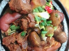 猪脚板栗煲-聪辉同安老美食饭店(大元路店)