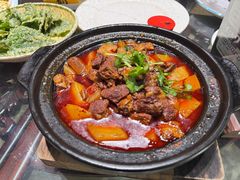 -土砂锅生态山庄·非遗砂锅雅鱼