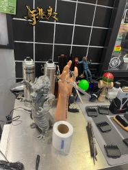 -Devilhands Barbershop男士理容店